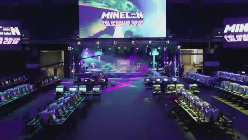 Plik:Minecon2016 21.png
